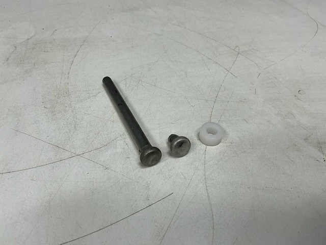 Buva - knopscharnier bevestiging 8,5x1 cm (100x) - afbeelding 3 van  8