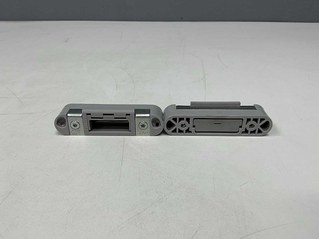 Buva - midline - sp42 - sluitkom (1400x) - afbeelding 3 van  10