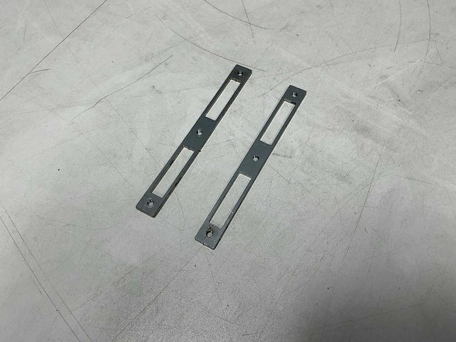 Buva - sluitplaat (200x) - afbeelding 1 van  7