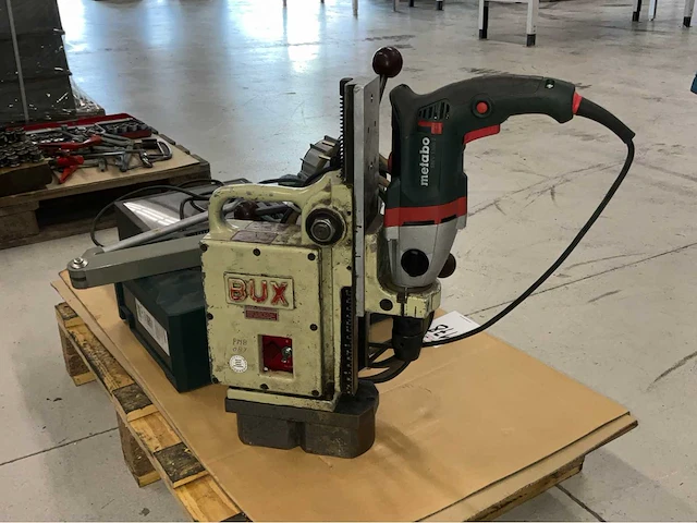 Bux / metabo dh16 / sbev 1300-2 magnetische boormachine - afbeelding 2 van  4
