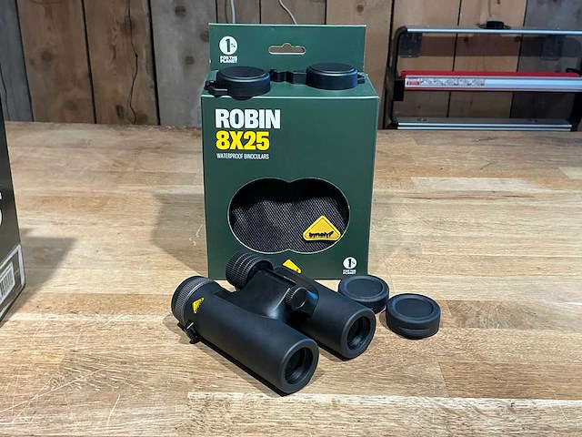 Bynolyt robin 8x25 waterbestendige verrekijker - afbeelding 1 van  4