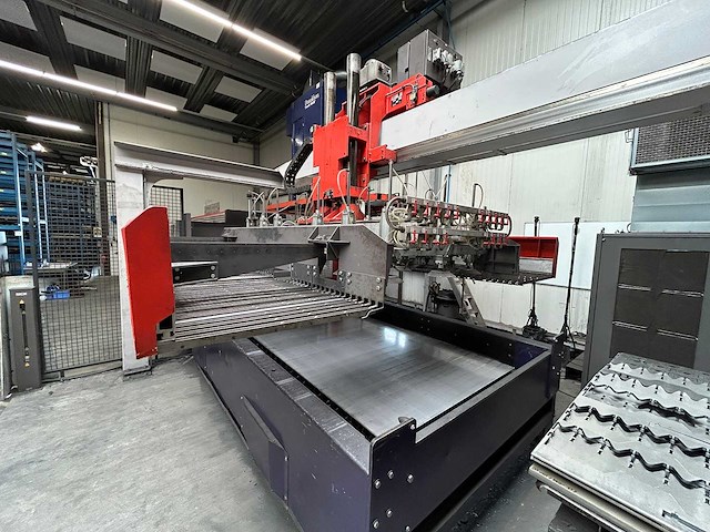 Bystronic - 2008 - byspeed 3015 + bytrans 3015 - lasersnijinstallatie - afbeelding 15 van  66