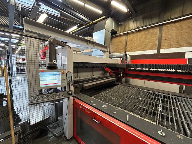 Bystronic - 2009 - bystar 3015 + bytrans 3015 - lasersnijmachine + laad- en ontlaadinrichting - afbeelding 5 van  63