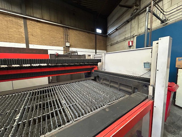 Bystronic - 2009 - bystar 3015 + bytrans 3015 - lasersnijmachine + laad- en ontlaadinrichting - afbeelding 7 van  63