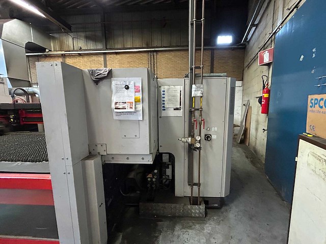 Bystronic - 2009 - bystar 3015 + bytrans 3015 - lasersnijmachine + laad- en ontlaadinrichting - afbeelding 8 van  63