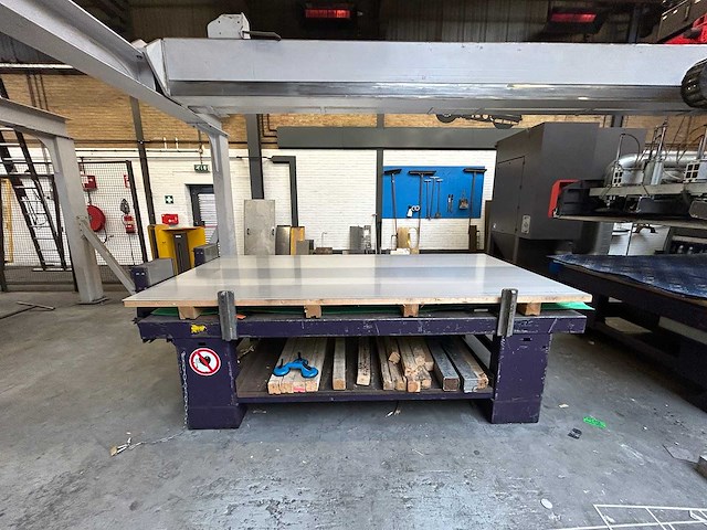 Bystronic - 2009 - bystar 3015 + bytrans 3015 - lasersnijmachine + laad- en ontlaadinrichting - afbeelding 36 van  63