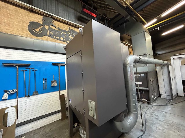 Bystronic - 2009 - bystar 3015 + bytrans 3015 - lasersnijmachine + laad- en ontlaadinrichting - afbeelding 38 van  63