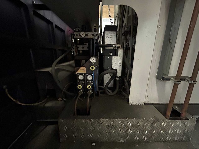 Bystronic - 2009 - bystar 3015 lasersnijmachine + bytrans 3015 - laad- en ontlaadinrichting - afbeelding 10 van  63