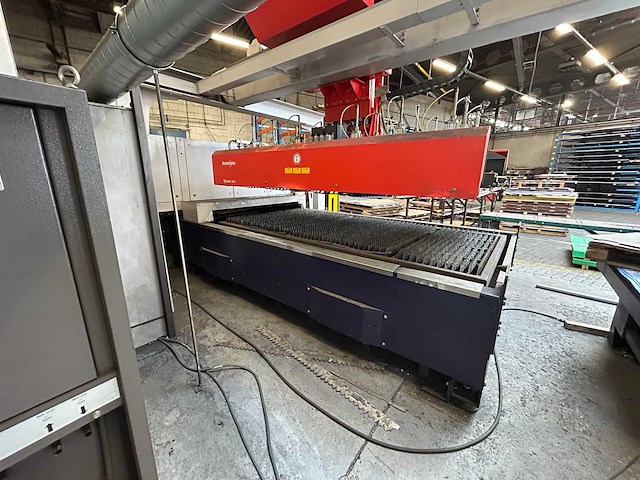 Bystronic - 2009 - bystar 3015 lasersnijmachine + bytrans 3015 - laad- en ontlaadinrichting - afbeelding 57 van  63
