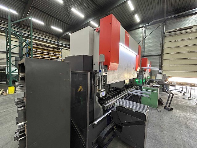 Bystronic - 2012 - xpert 150 x 3100 - cnc-kantbank - afbeelding 22 van  54