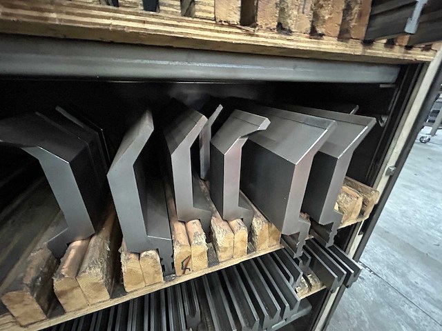 Bystronic - 2012 - xpert 150 x 3100 - cnc-kantbank - afbeelding 47 van  54