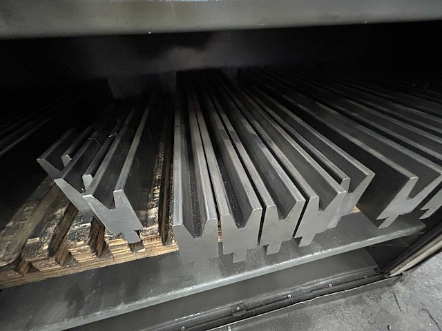 Bystronic - 2012 - xpert 150 x 3100 - cnc-kantbank - afbeelding 48 van  54
