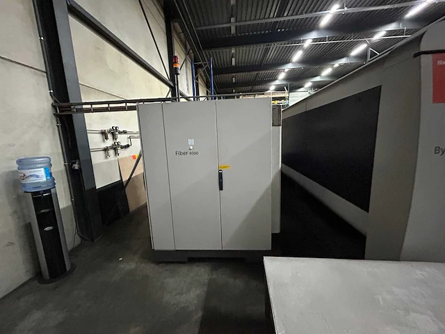 Bystronic - 2015 - bysprint fiber 4020 - lasersnijmachine - afbeelding 8 van  44