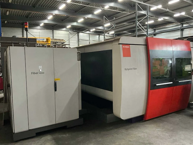 Bystronic - 2015 - bysprint fiber 4020 - lasersnijmachine - afbeelding 1 van  44