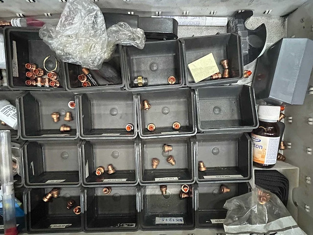 Bystronic - 2015 - bysprint fiber 4020 - lasersnijmachine - afbeelding 38 van  44