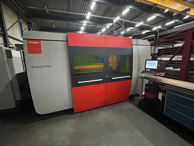 Bystronic - 2015 - bysprint fiber 4020 - lasersnijmachine - afbeelding 2 van  3