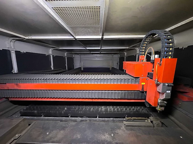 Bystronic - 2015 - bysprint fiber 4020 - lasersnijmachine - afbeelding 20 van  56
