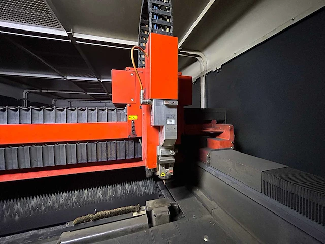 Bystronic - 2015 - bysprint fiber 4020 - lasersnijmachine - afbeelding 21 van  56