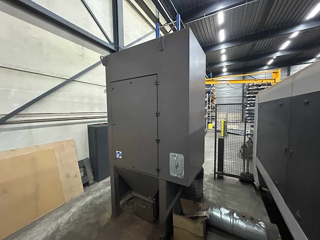 Bystronic - 2015 - bysprint fiber 4020 - lasersnijmachine - afbeelding 29 van  56