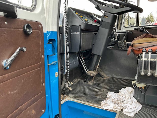 (c) 1980 scania lbfs 141 s46 v8 vrachtwagen - afbeelding 44 van  47