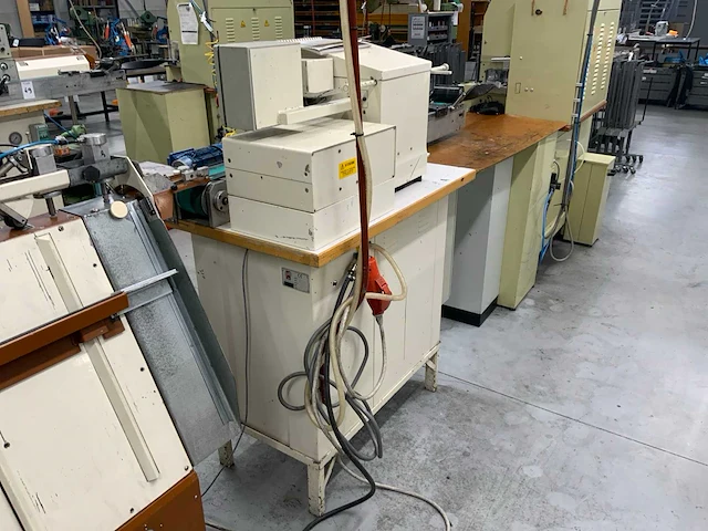 (c) 1998 galli fs 90 stempelmachine - afbeelding 6 van  7