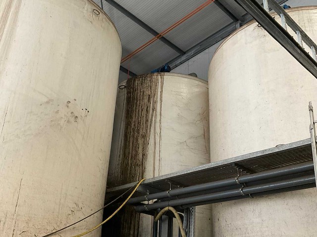 (c) 2012 m.i.p. verticale opslagtank - afbeelding 2 van  4