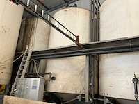 (c) 2012 m.i.p. verticale opslagtank - afbeelding 1 van  5