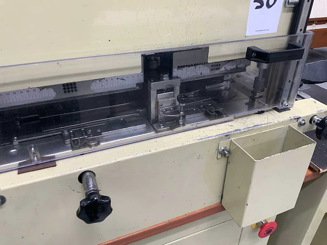 (c) 2013 bibo fca 93n automatische pons / afkortsnijmachine - afbeelding 4 van  10