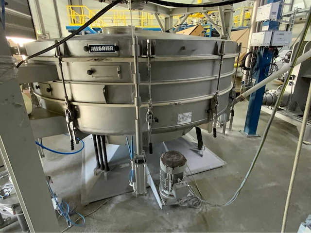 (c) 2018 allgaier tsm 2600/ds ultrasonic stainless steel 3-deck sieve - afbeelding 8 van  13