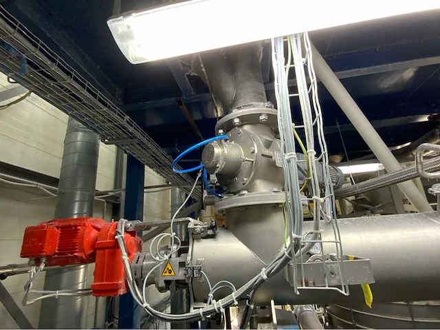 (c) 2018 gotic gsm 630 va stainless steel cryogenic pinn mill - afbeelding 13 van  15