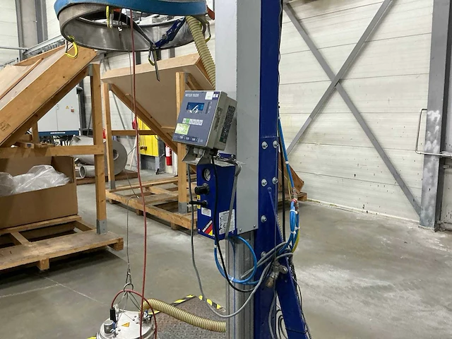 (c) 2018 helios omatic big bag discharge station - afbeelding 6 van  9