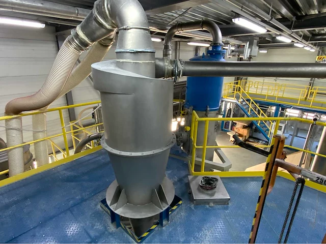 (c) 2018 nea cryogenic vertical placed dryer - afbeelding 18 van  22