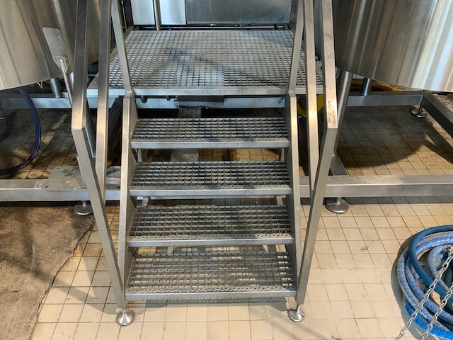 (c) 2022 svoboda v2/1000 brouwerij installatie - afbeelding 6 van  7