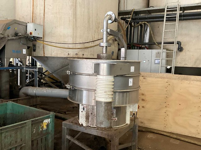 (c) 2023 bèta 1200 rvs afvalwater trilzeef - afbeelding 1 van  7