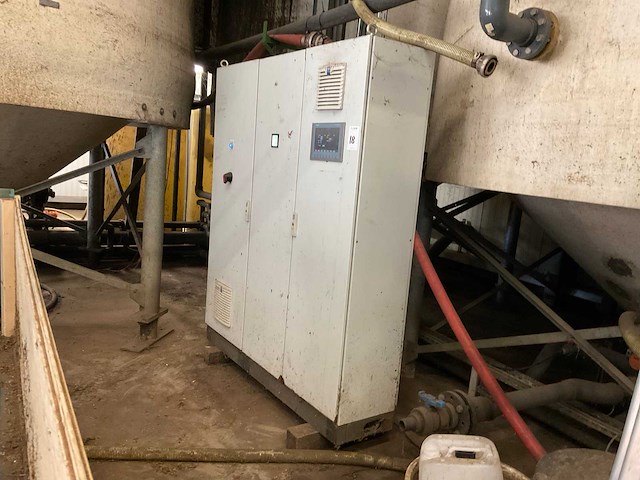 (c) centrale besturingskast - afbeelding 1 van  9