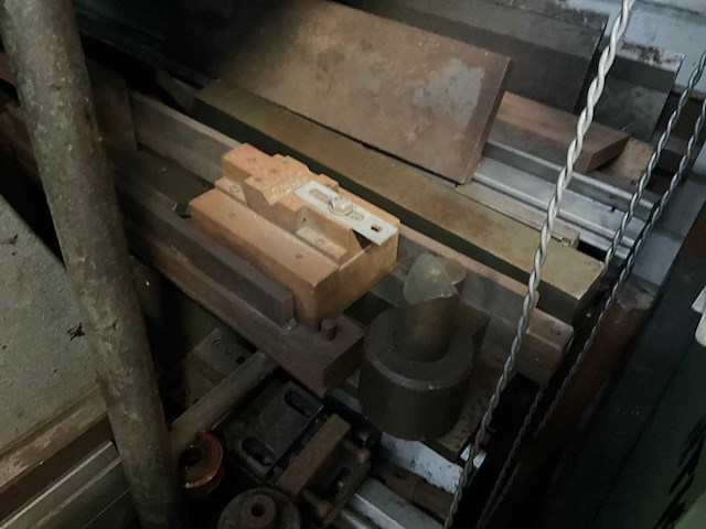 C-frame persmachine - afbeelding 10 van  17