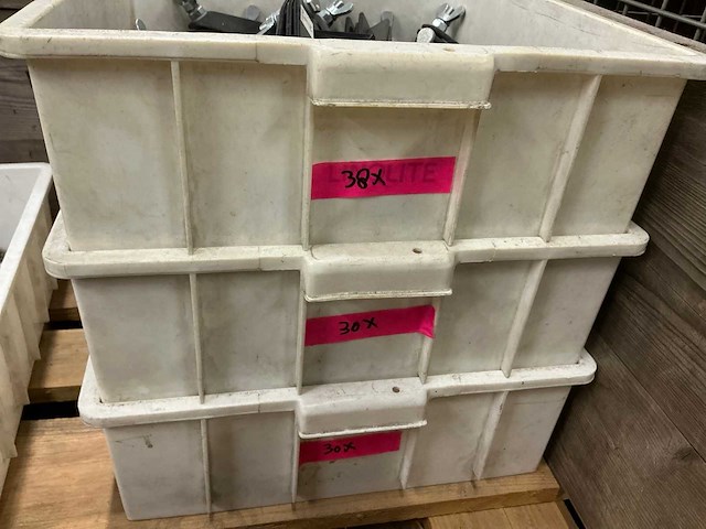 C-haken en floorstands - afbeelding 6 van  6