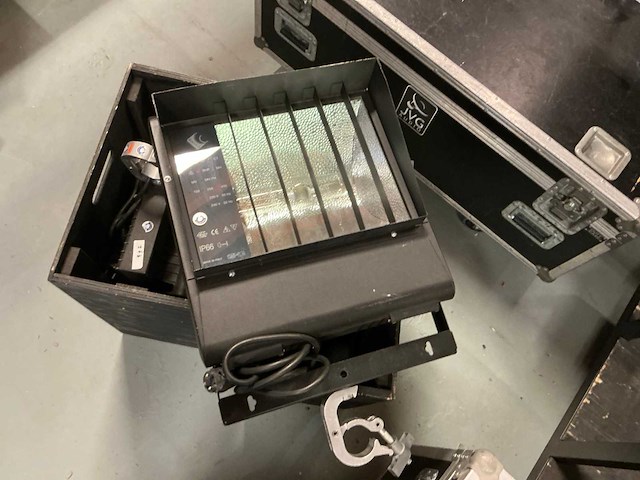 C-luce floodlight (2x) - afbeelding 1 van  3