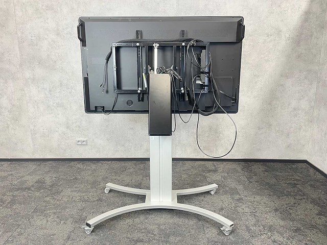 C-touch - 65" 4k interactieve touchscreen - kantelbaar - afbeelding 3 van  9
