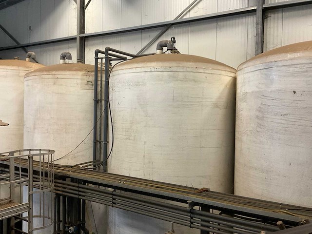 (c) verticale opslagtank (13) - afbeelding 2 van  6