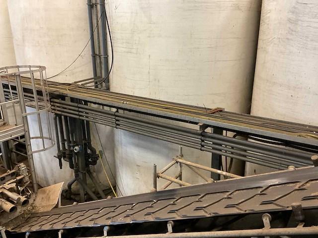 (c) verticale opslagtank (13) - afbeelding 3 van  6