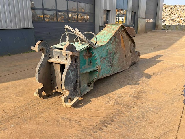C135 scrap metal shear - afbeelding 1 van  1