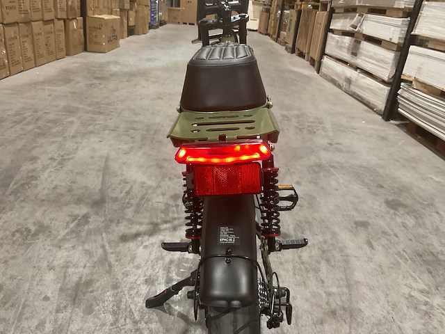 C28 groen elektrische fiets - afbeelding 6 van  24