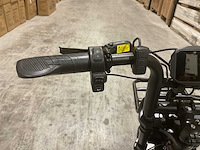 C28 paars elektrische fiets - afbeelding 2 van  59