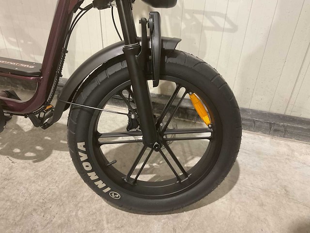 C28 paars elektrische fiets - afbeelding 44 van  59