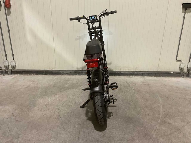 C28 paars elektrische fiets - afbeelding 47 van  59