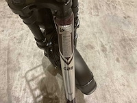 C28 paars elektrische fiets - afbeelding 3 van  15