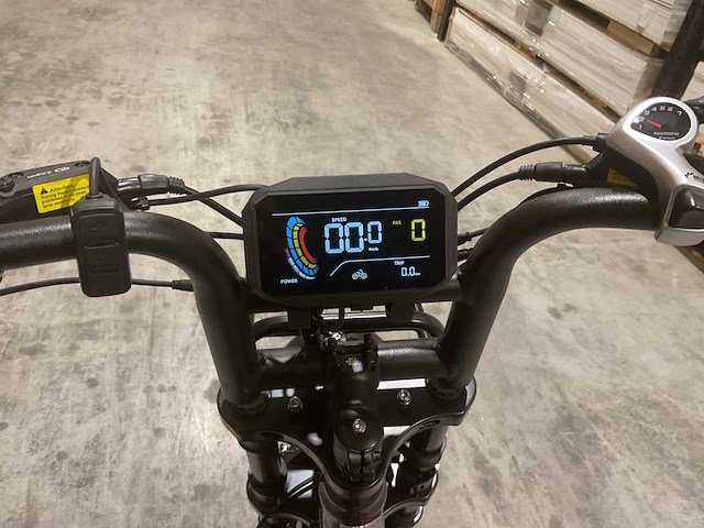 C28 paars elektrische fiets - afbeelding 4 van  18