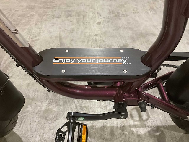 C28 paars elektrische fiets - afbeelding 7 van  18