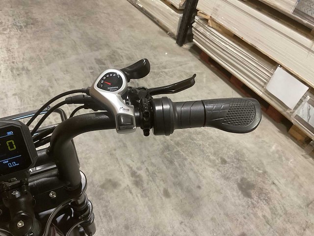 C28 paars elektrische fiets - afbeelding 5 van  22